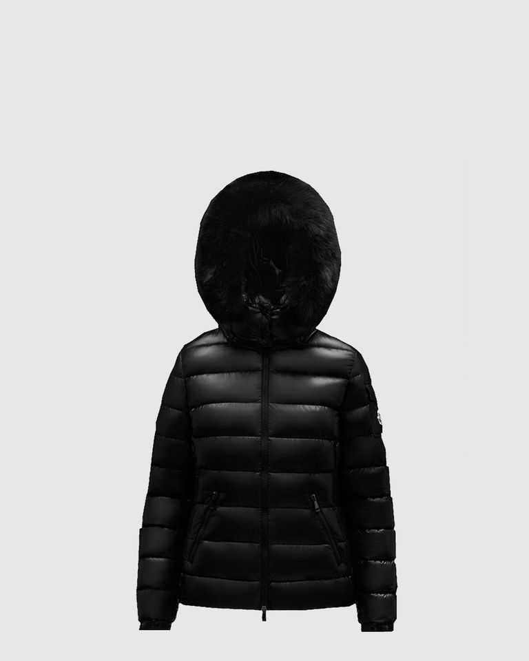로고 쇼트 코트 - 벨루티 패딩 레플리카 참고 이미지